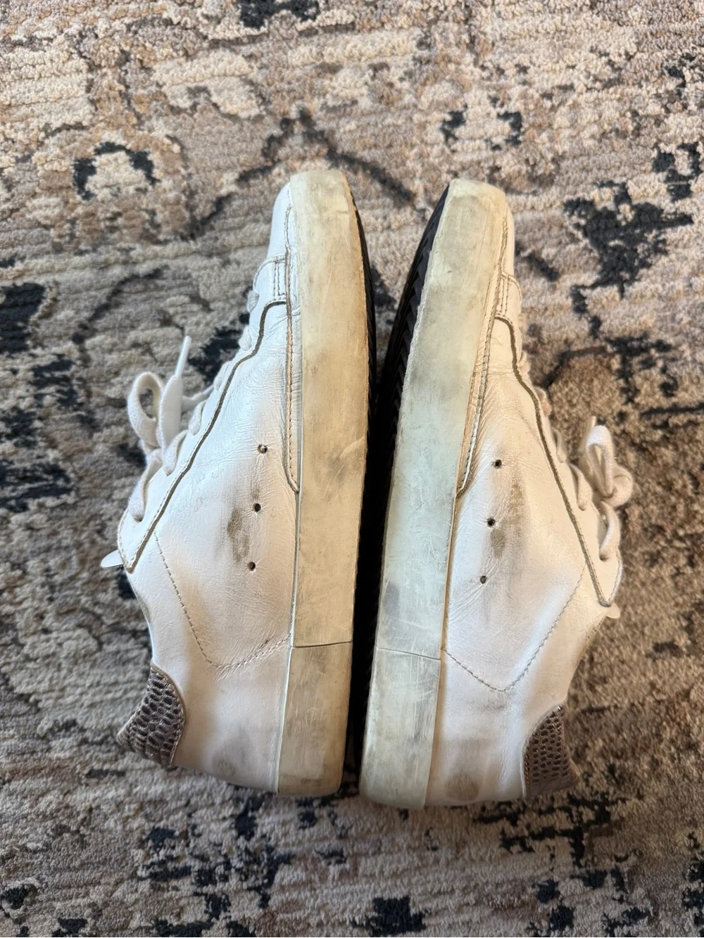 Golden Goose Superstar Sneakers in White and Gold - Picture 3 of 7